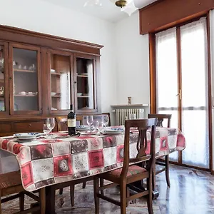 https://parma-a-due-passi-dallospedale-apartment.emilia-romagnahotels.net