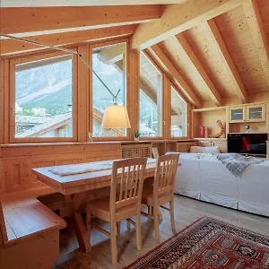 https://revo-apartments-santa-barbara1.it-lombardy.com