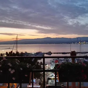 Lungomare Garibaldi Appartamento